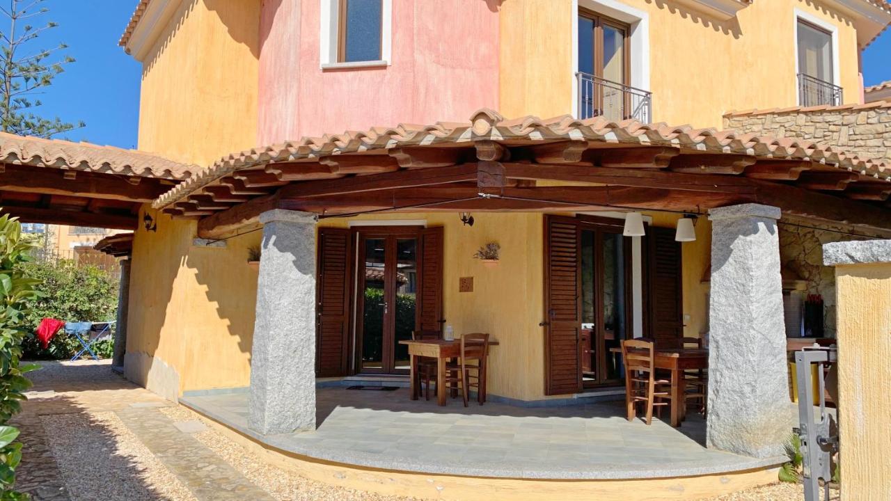 Sa Villarose By La Via Del Mare Viaggi E Vacanze Villasimius Kültér fotó